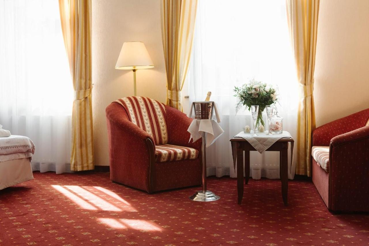 אולאבה Hotel Jakub Sobieski מראה חיצוני תמונה