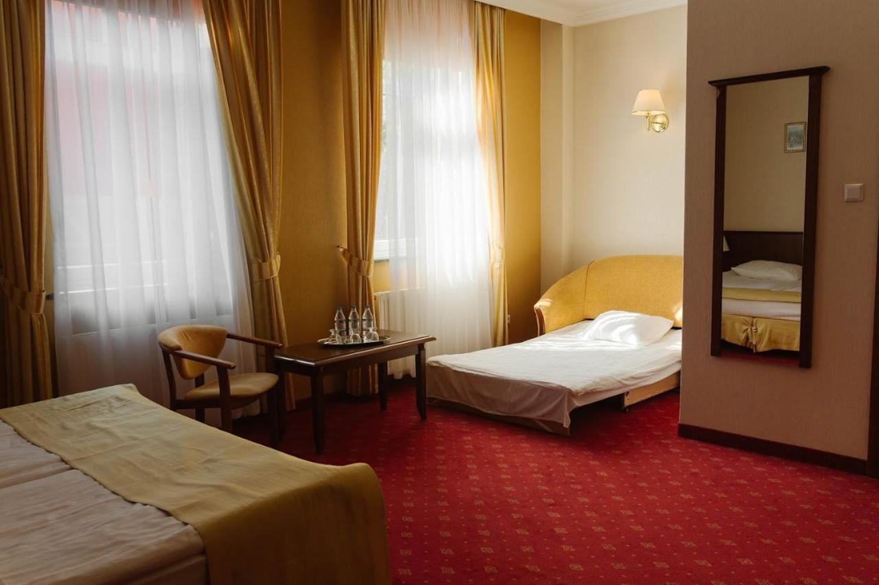 אולאבה Hotel Jakub Sobieski מראה חיצוני תמונה