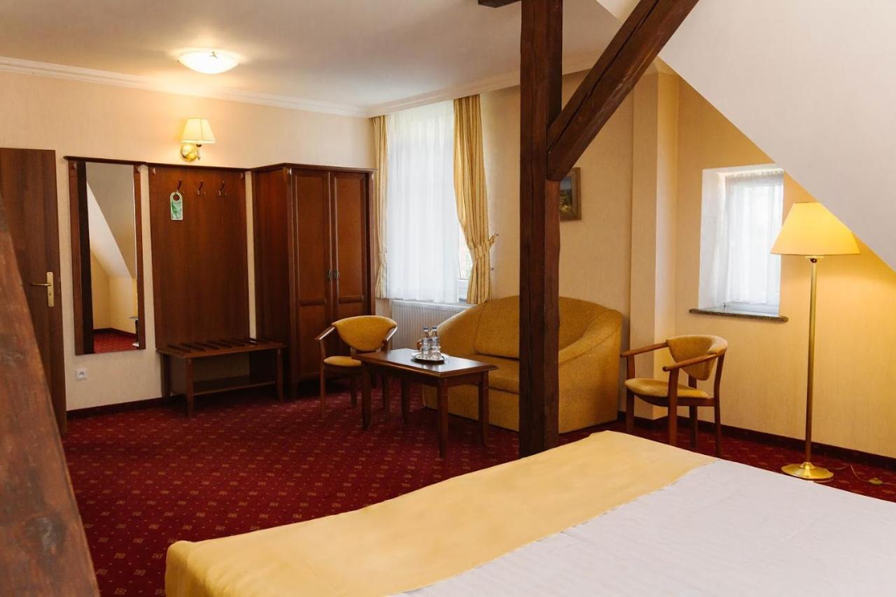 אולאבה Hotel Jakub Sobieski מראה חיצוני תמונה