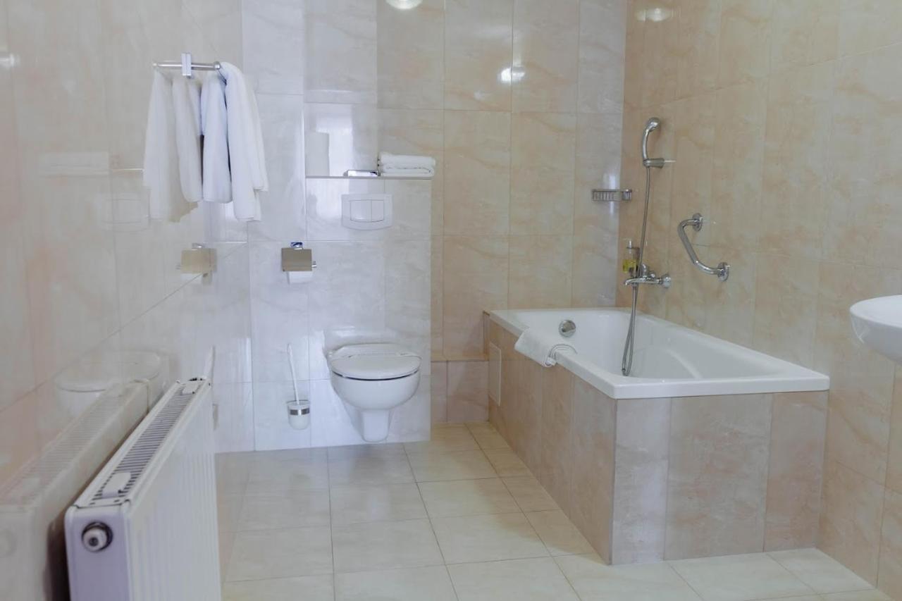 אולאבה Hotel Jakub Sobieski מראה חיצוני תמונה
